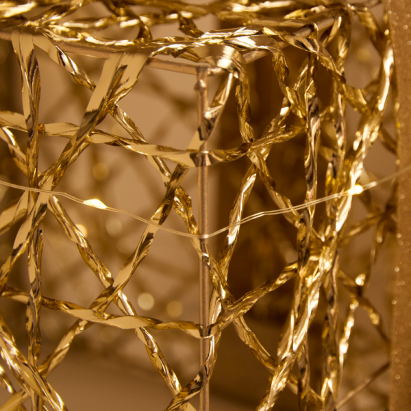 Cadeaux dorés lumineux