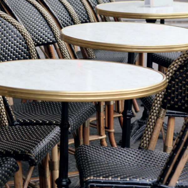 Location Chaise Montmartre (noire et or)