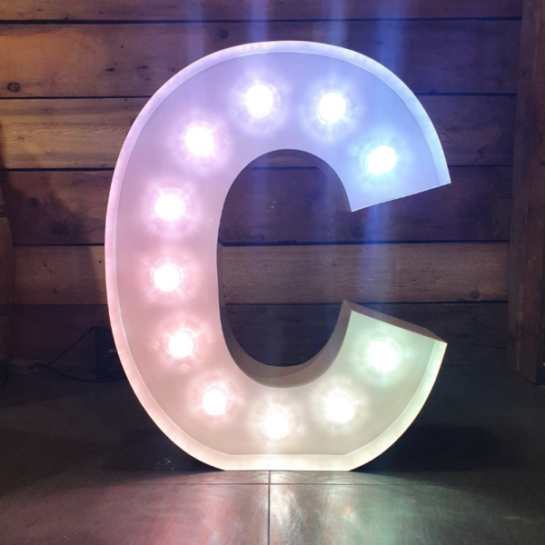 Location Grandes Lettres lumineuses de A à Z - hauteur 1 m - multicolore RGB