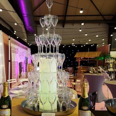 Location fontaine à champagne lumineuse