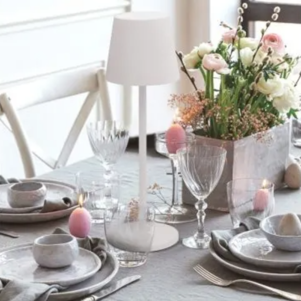 Lampe led à poser FELINE -Blanche H38cm