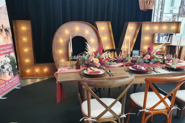 Location Grand Love lumineux- Effet rouillé H1m50