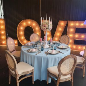 Location Grand Love lumineux- Effet rouillé H1m50