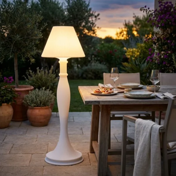 Location lampe sur pied LED RGB MONACIS (Copie)